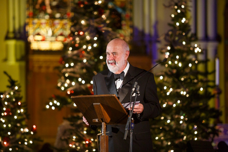 Co-host Kelly Walker